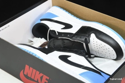 Hyperoad OG UNC 1 Jordan Retro Low 0730